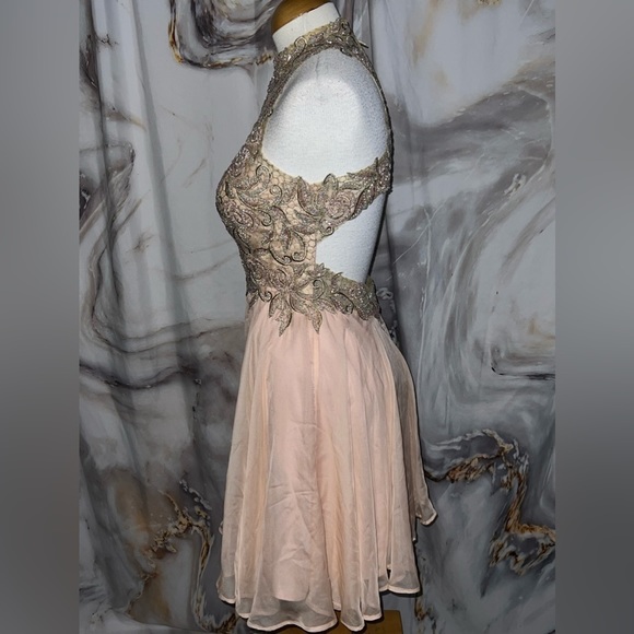 Madison James Dress - Picture 3 of 7